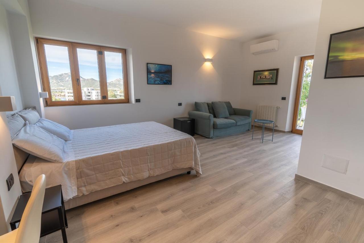 Antares Rooms And Suites Олбия Екстериор снимка
