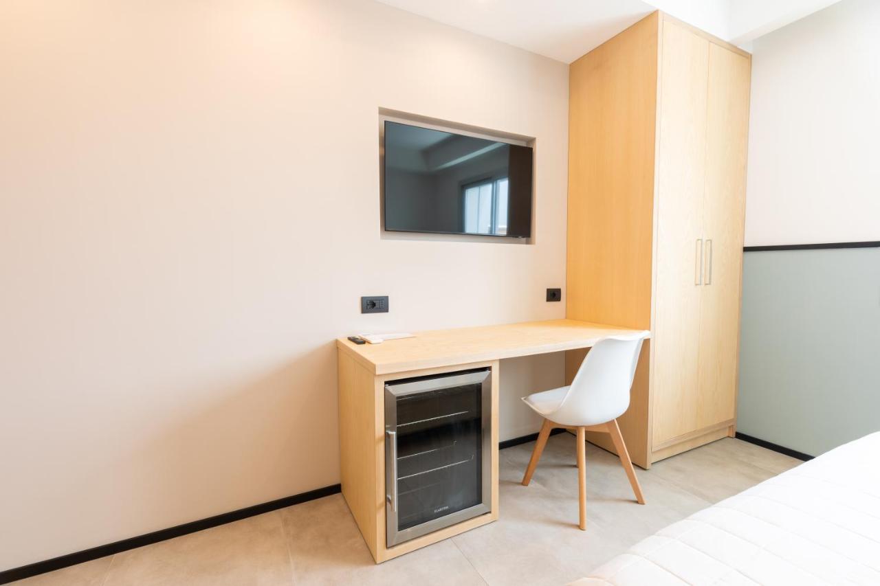 Antares Rooms And Suites Олбия Екстериор снимка