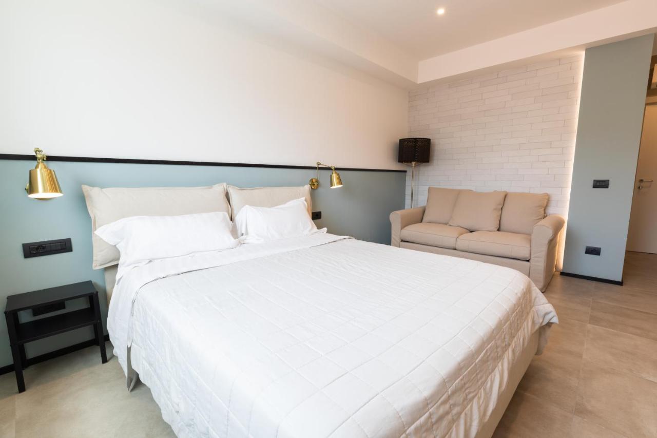 Antares Rooms And Suites Олбия Екстериор снимка