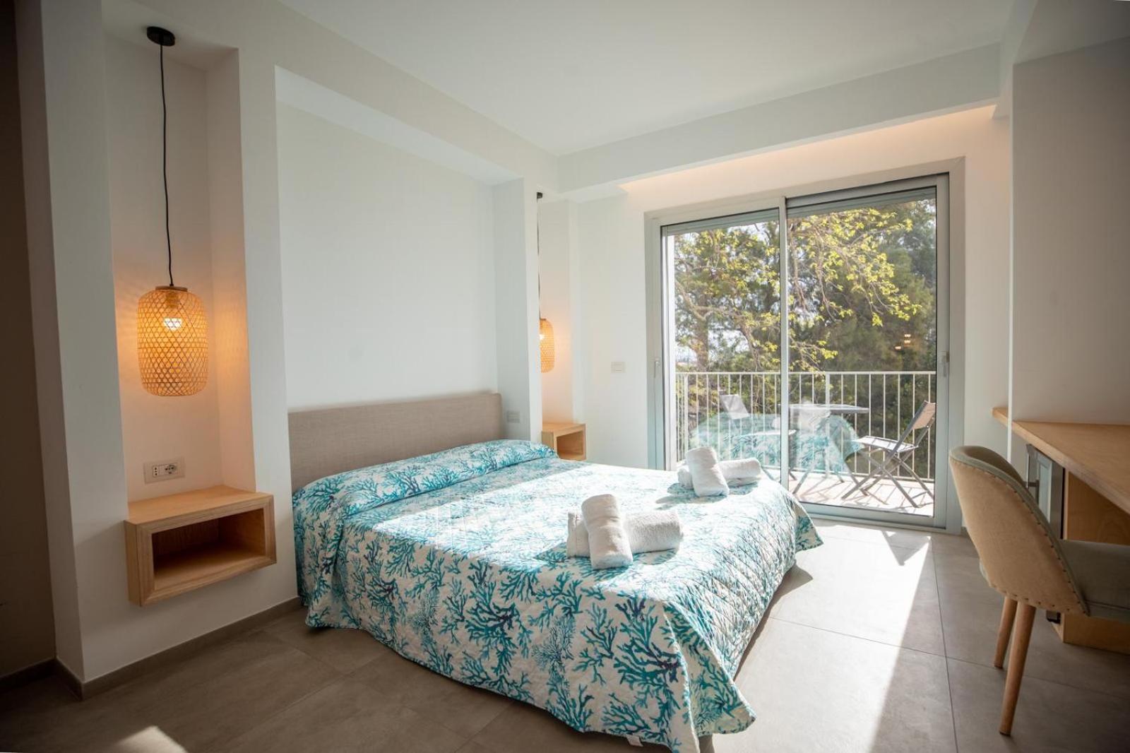 Antares Rooms And Suites Олбия Екстериор снимка