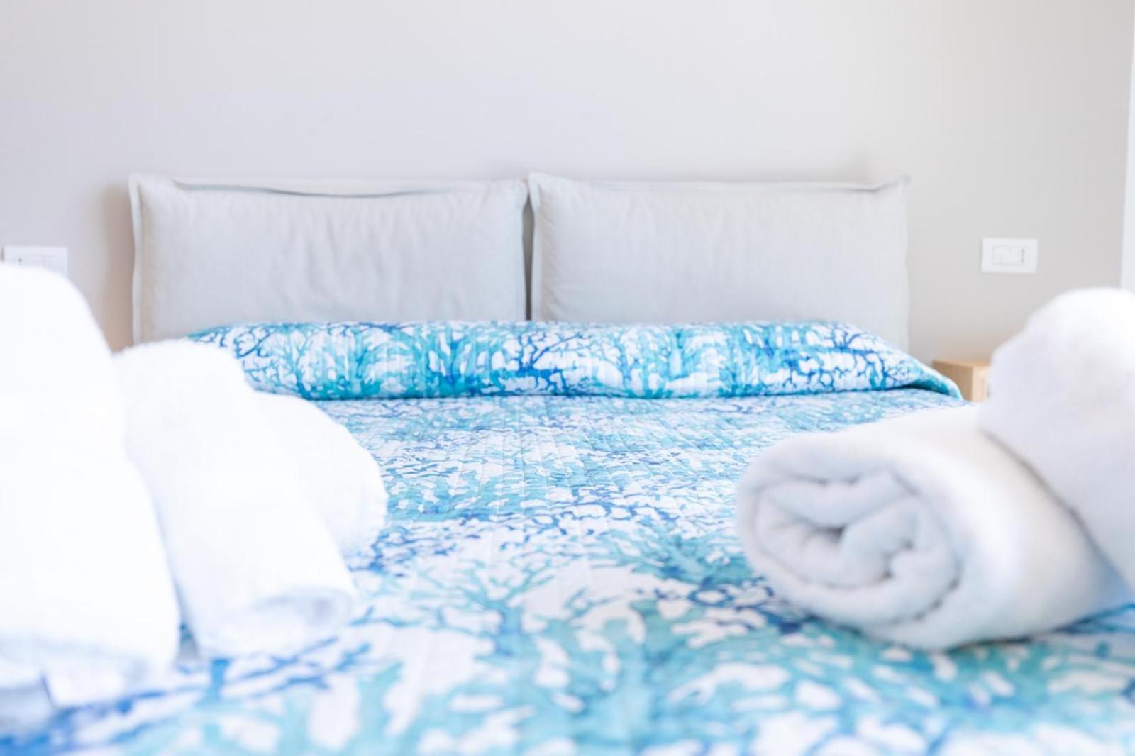 Antares Rooms And Suites Олбия Екстериор снимка